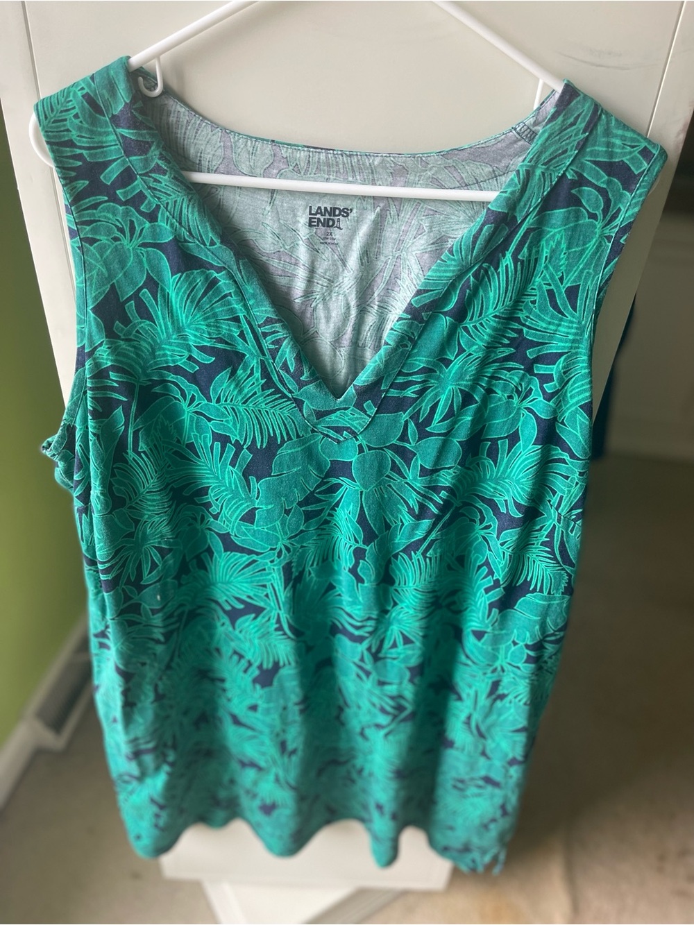 Lands' End Women's Teal & Navy Tropical V‑Neck Tank